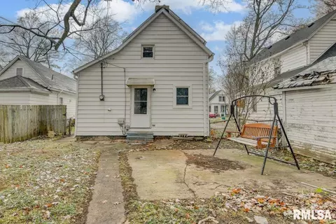 1030 N 3rd St, Springfield, IL 62702 photo 22