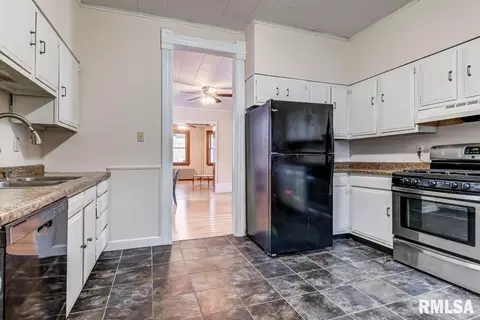1030 N 3rd St, Springfield, IL 62702 photo 13