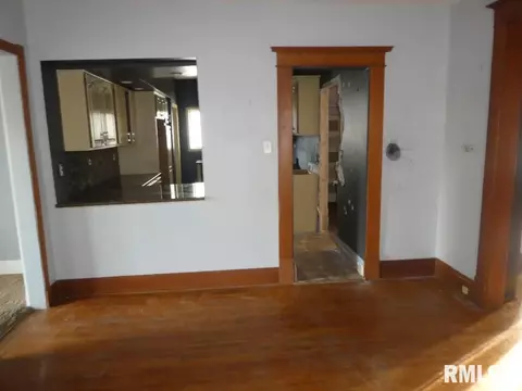 1806 S 4th St, Springfield, IL 62703 photo 5