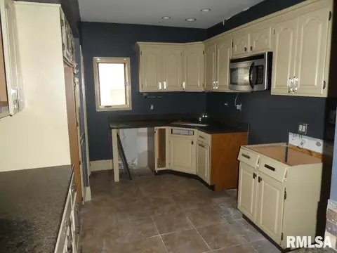 1806 S 4th St, Springfield, IL 62703 photo 8
