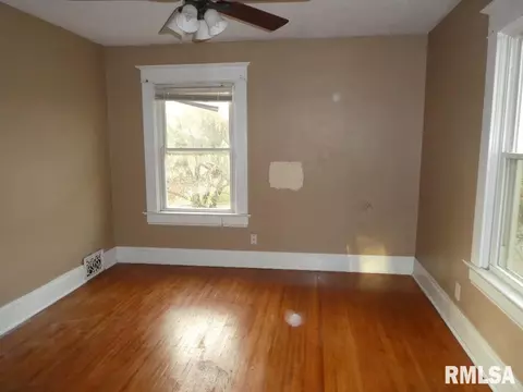 1806 S 4th St, Springfield, IL 62703 photo 25