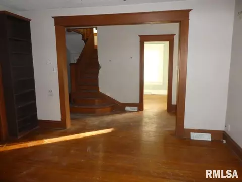 1806 S 4th St, Springfield, IL 62703 photo 2