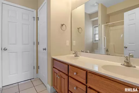 6513 Winterberry Ln, Springfield, IL 62712 photo 30