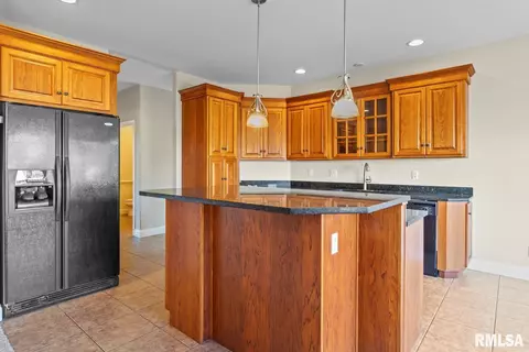 6513 Winterberry Ln, Springfield, IL 62712 photo 9