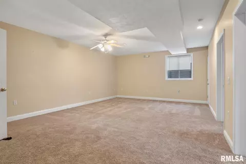 6513 Winterberry Ln, Springfield, IL 62712 photo 27