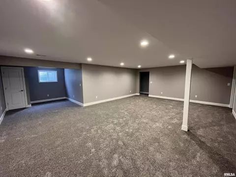 3210 Greenbriar Dr, Springfield, IL 62711 photo 14