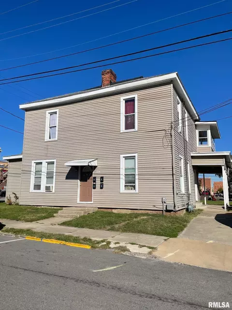 234 S West St, Jacksonville, IL 62650
