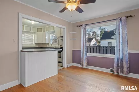 2012 S Whittier Ave, Springfield, IL 62704 photo 10