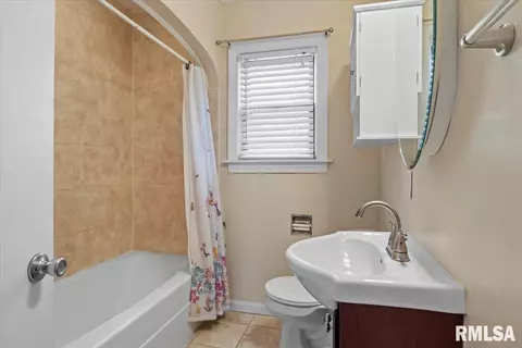 2012 S Whittier Ave, Springfield, IL 62704 photo 17
