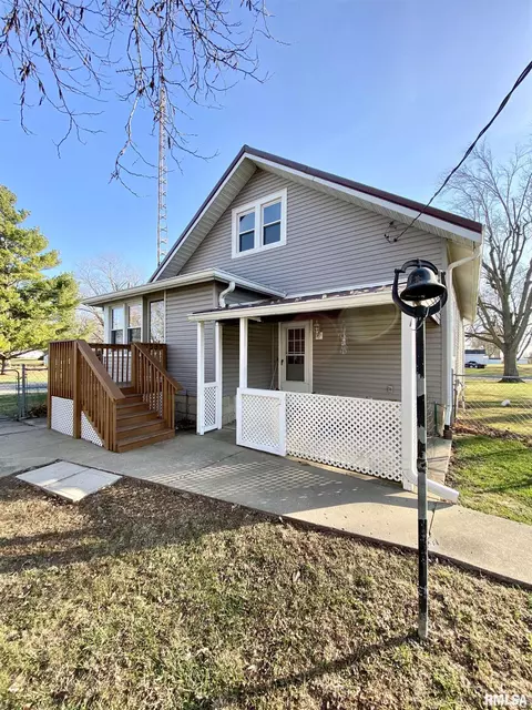 307 E Main St, Concord, IL 62631 photo 32