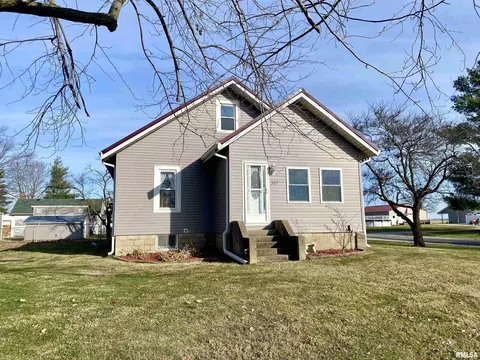 307 E Main St, Concord, IL 62631 photo 3