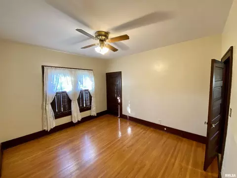 307 E Main St, Concord, IL 62631 photo 23