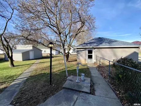 307 E Main St, Concord, IL 62631 photo 37