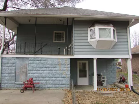 2604 E Keys Ave, Springfield, IL 62702 photo 2