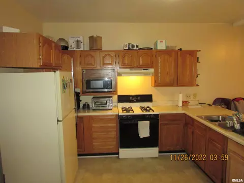 2604 E Keys Ave, Springfield, IL 62702 photo 7