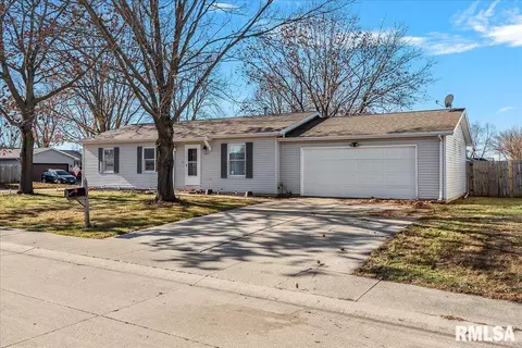 4417 Trevi Dr, Springfield, IL 62703 photo 2