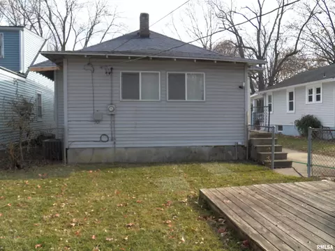 2321 Holmes Ave, Springfield, IL 62704 photo 2