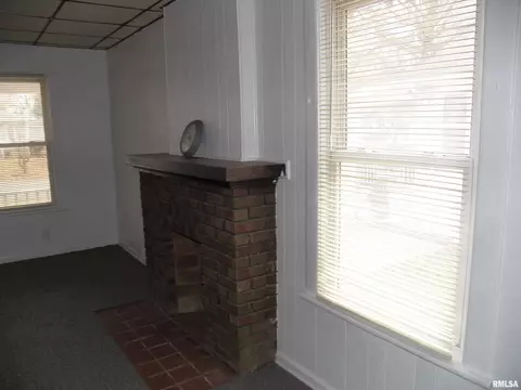 2321 Holmes Ave, Springfield, IL 62704 photo 9