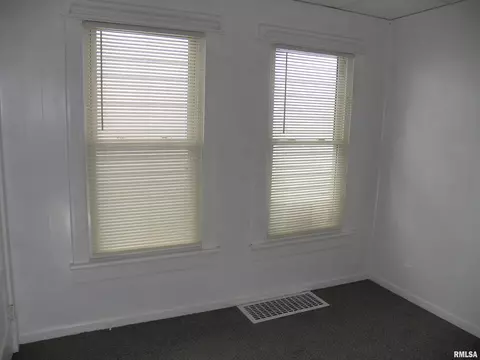 2321 Holmes Ave, Springfield, IL 62704 photo 14