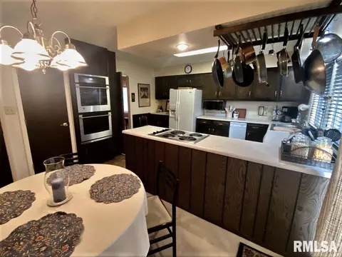 12 Navajo Dr, Springfield, IL 62711 photo 16