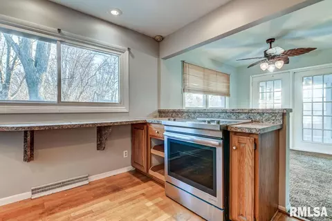 2108 Creighton Rd, Springfield, IL 62703 photo 6