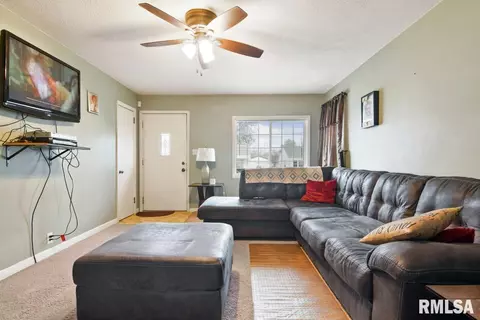 2920 Elliott Ave, Springfield, IL 62702 photo 4