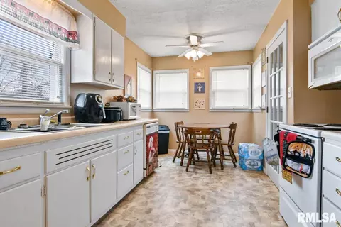 2920 Elliott Ave, Springfield, IL 62702 photo 7