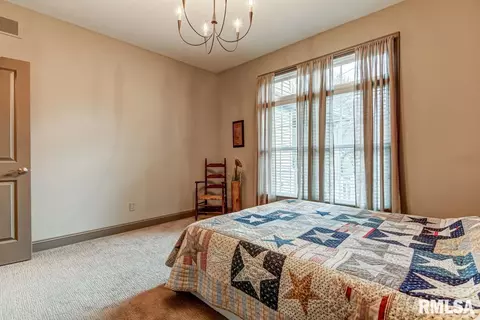 2410 Aaron Ct, Springfield, IL 62704 photo 24