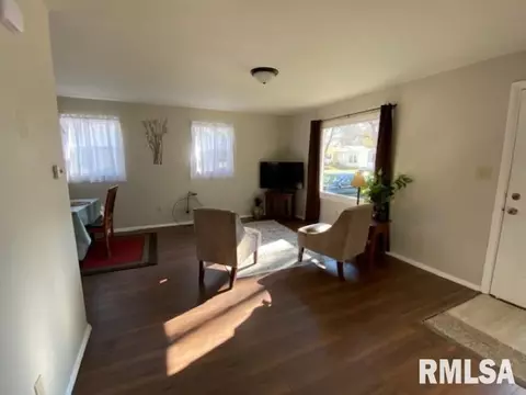 15 Windsor Rd, Springfield, IL 62702 photo 4