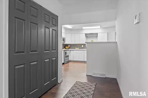 3318 Palmer St, Springfield, IL 62703 photo 12