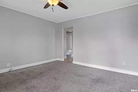1529 E Wieland Ave, Springfield, IL 62702 photo 8