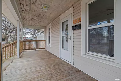 1529 E Wieland Ave, Springfield, IL 62702 photo 4