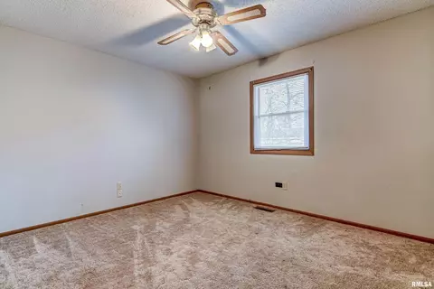 3344 Mars Ave, Springfield, IL 62707 photo 14