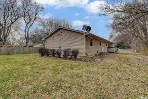 3344 Mars Ave, Springfield, IL 62707 photo 5