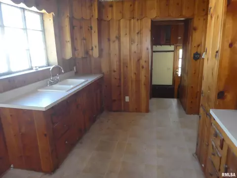 1833 E Keys Ave, Springfield, IL 62702 photo 13