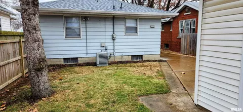 2110 N 16th St, Springfield, IL 62702 photo 6