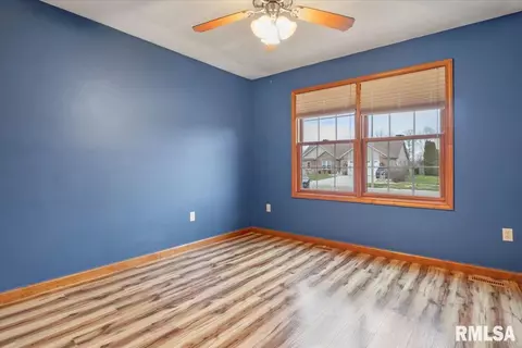 4016 Oakview Dr, Springfield, IL 62712 photo 11