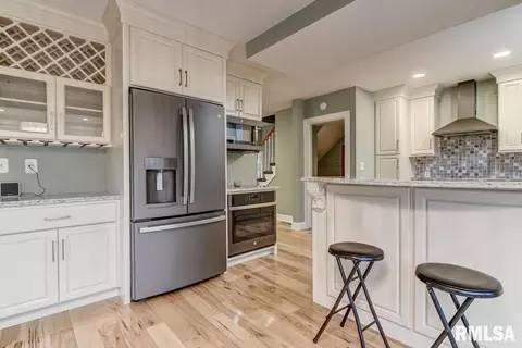 20 Hazel Dell Ln, Springfield, IL 62712 photo 9