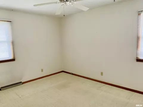 47 Radcliff Rd, Springfield, IL 62703 photo 9