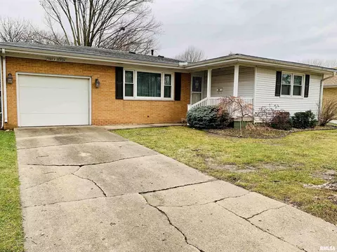 47 Radcliff Rd, Springfield, IL 62703 photo 1