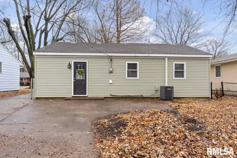 2401 Huntington Rd, Springfield, IL 62703 photo 29