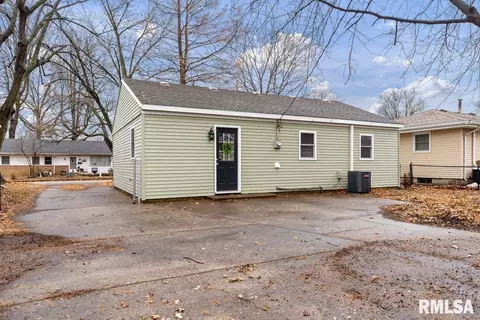 2401 Huntington Rd, Springfield, IL 62703 photo 31