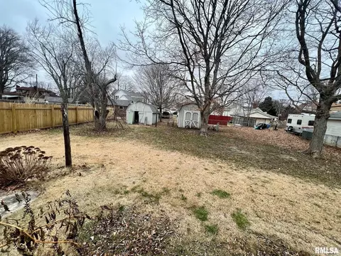 224 E Lincoln St, Greenview, IL 62642 photo 11