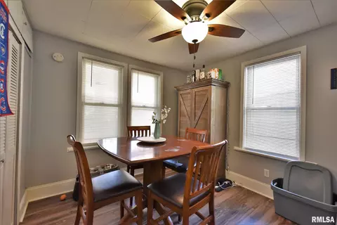 2252 S 10th St, Springfield, IL 62704 photo 10