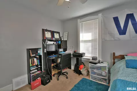2252 S 10th St, Springfield, IL 62704 photo 23