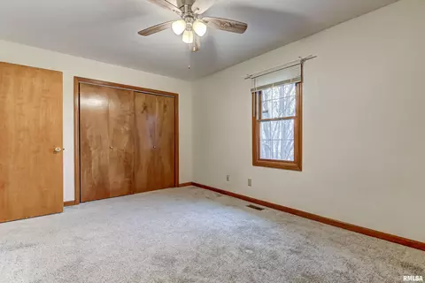 2102 Stockton Dr, Springfield, IL 62703 photo 18