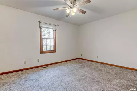 2102 Stockton Dr, Springfield, IL 62703 photo 19
