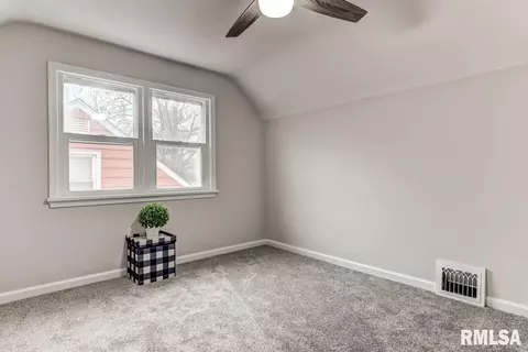 227 N Illinois, Springfield, IL 62702 photo 25