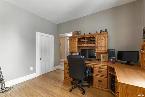403 W Market St, Emden, IL 62635 photo 10