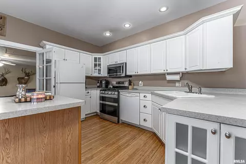 403 W Market St, Emden, IL 62635 photo 19